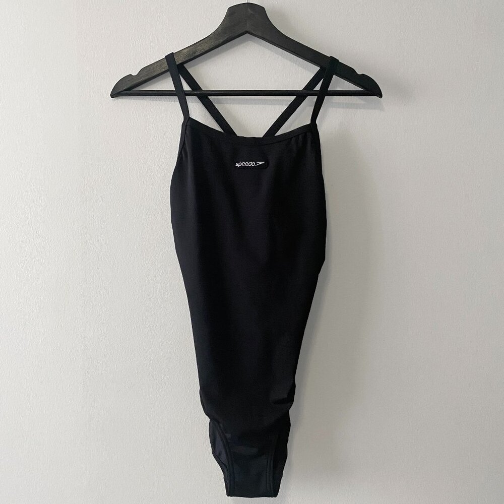 NWOT Speedo Endurance+ Women's Solid Closed Back One Piece with Hydro Bra Black